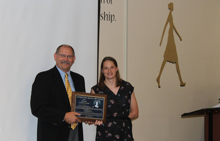 Kristen Lebeda-Svehla inducted into College of Saint Mary Athletic Hall ...